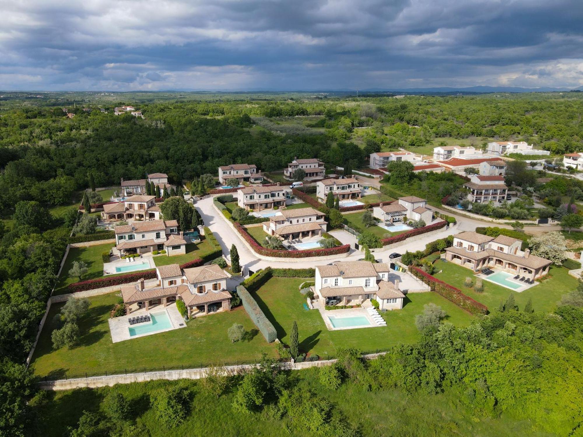 Sveti Lovreč Pazenatički Theblueview Villas Near Porec מראה חיצוני תמונה