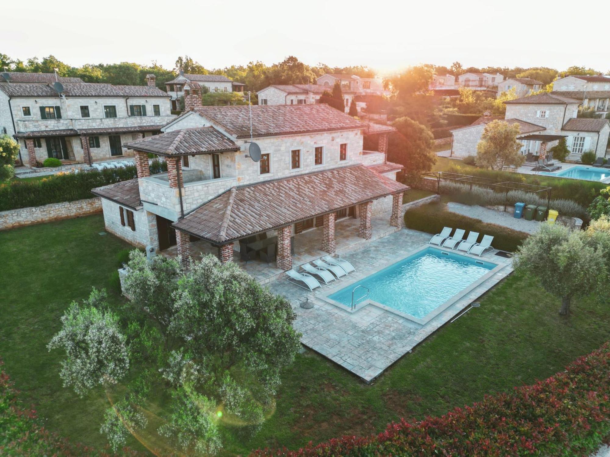 Sveti Lovreč Pazenatički Theblueview Villas Near Porec מראה חיצוני תמונה
